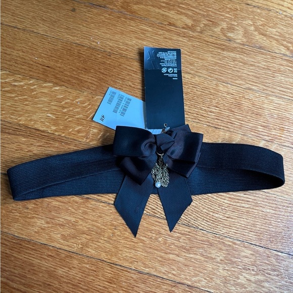 H&M New Bow Stretchy Belt Clasp Closure - Picture 1 of 3